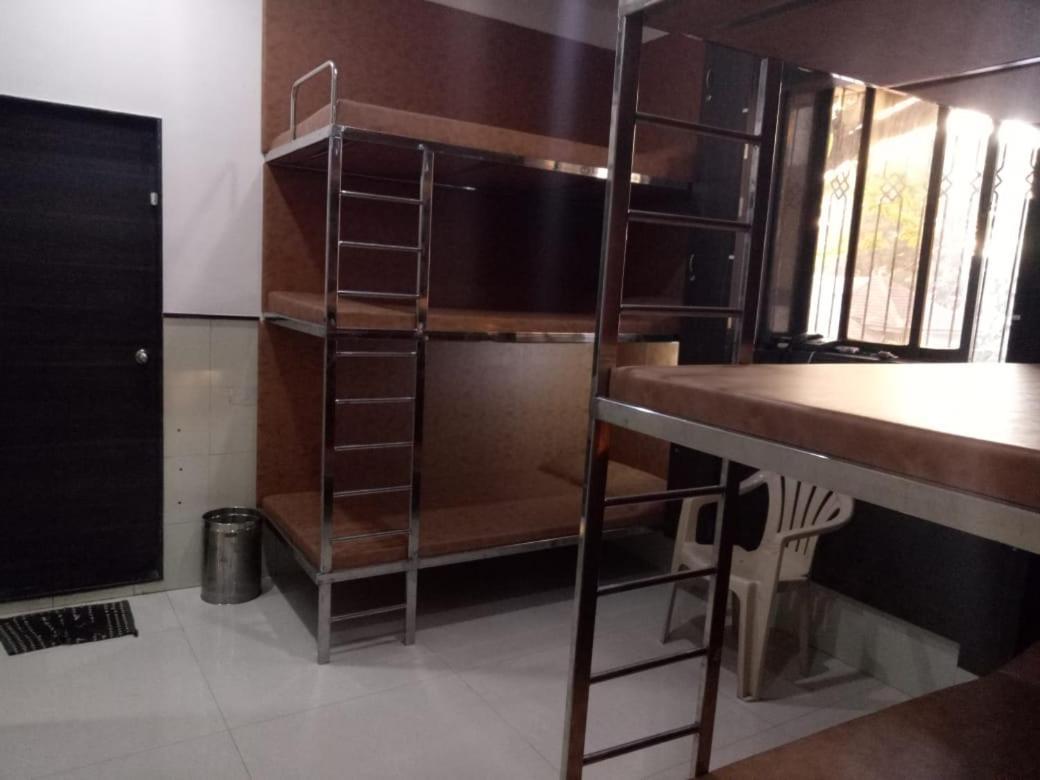 Hotel Sharda มุมไบ ภายนอก รูปภาพ